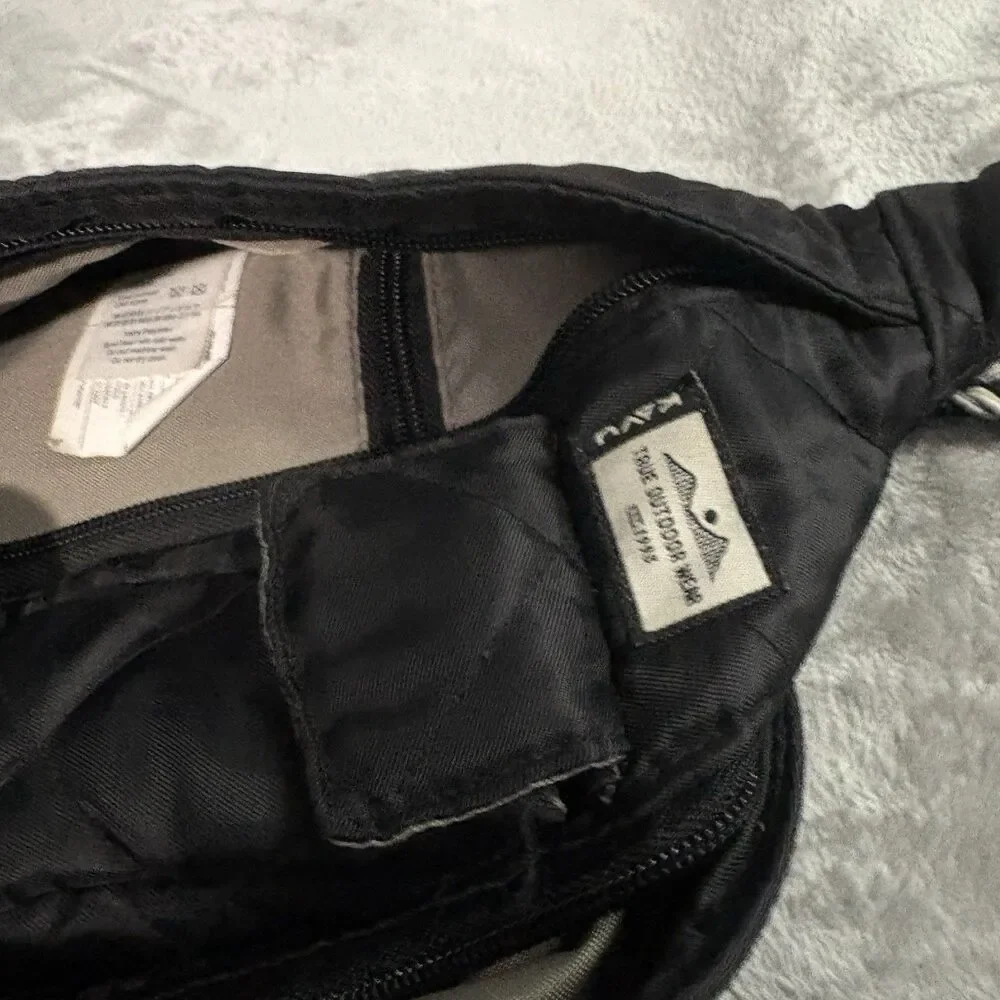KAVU Quilted Rope Sling Bag Black Polyester Crossbody Backpack Gorpcore Boho